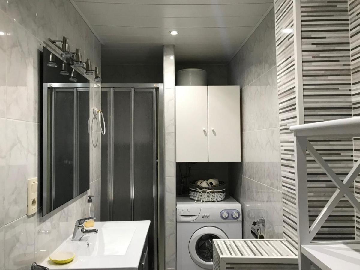 Casa Marta Apartment Кембрилс Екстериор снимка